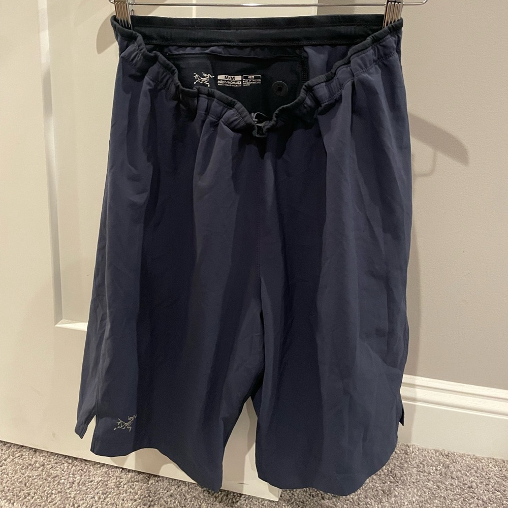 Men’s long shorts dark blue